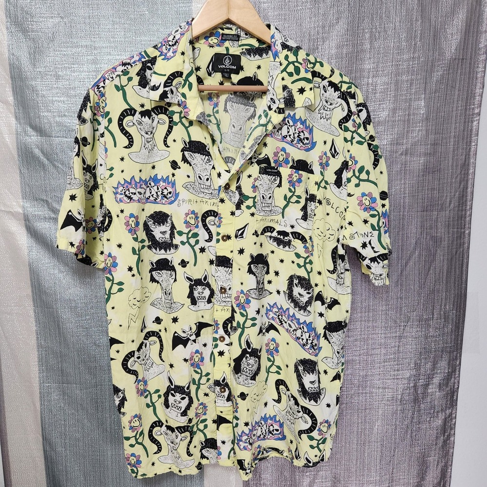 Volcom XL Surf Vitals Ozzy Wrong Spirit Animal Short Sleeve Button Down Shirt